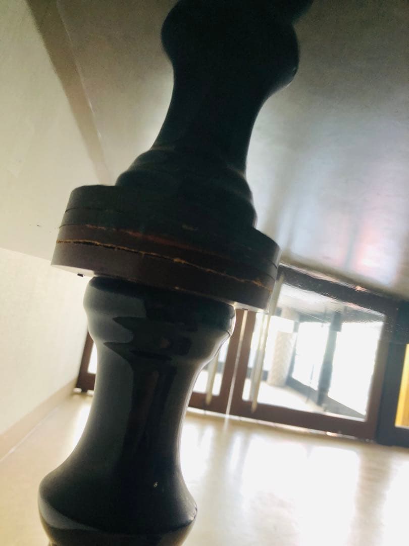 イタリア家具　アンティーク　サイドテーブル　花台