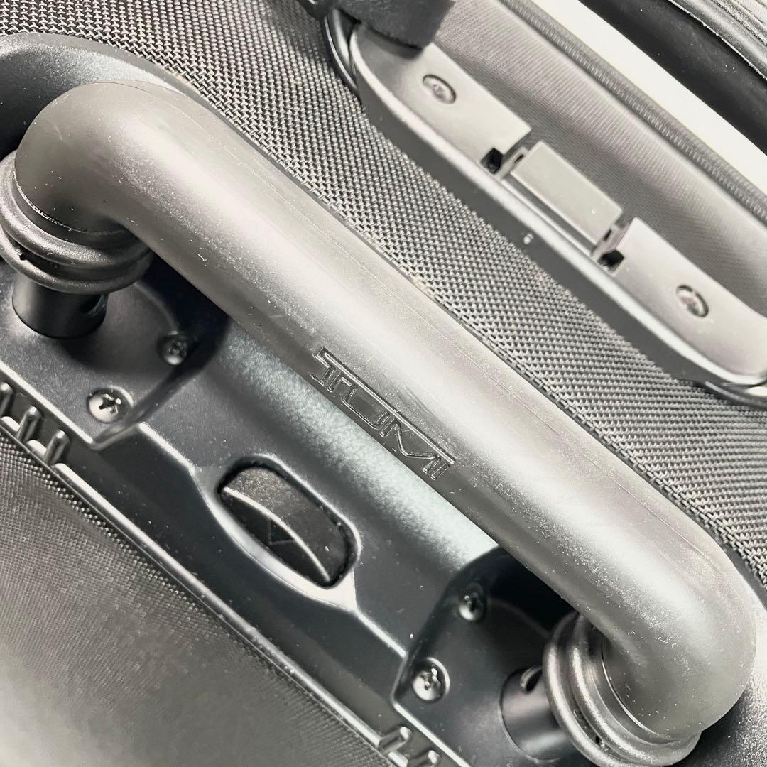【美品】TUMI キャリーケース 2243D3 2輪　機内持ち込み 黒　トゥミ