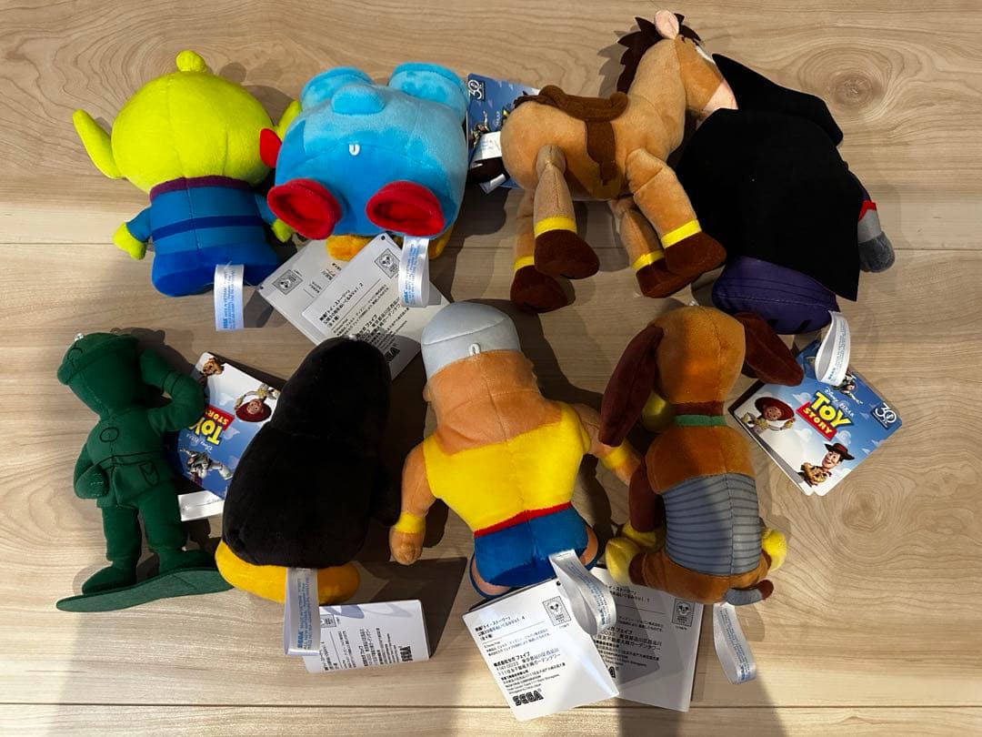 トイ・ストーリー公開30周年記念ぬいぐるみ