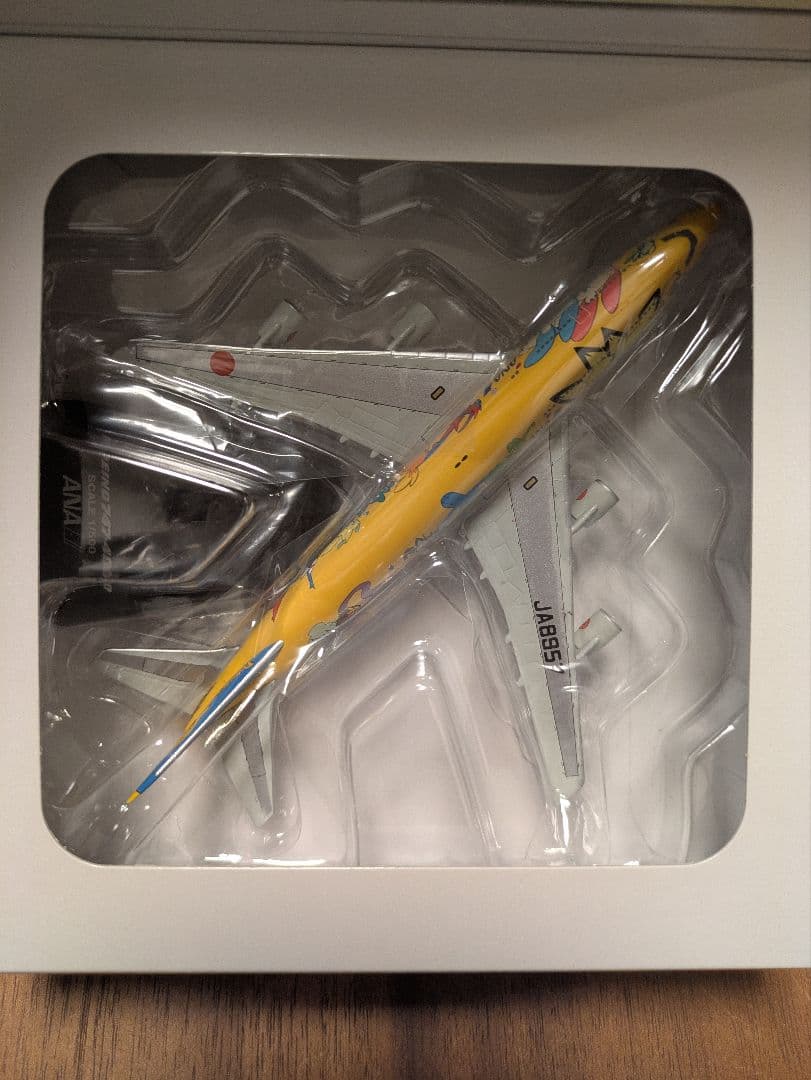 ANA B747-400 ピカチュウジャンボ 1:500 NH50050