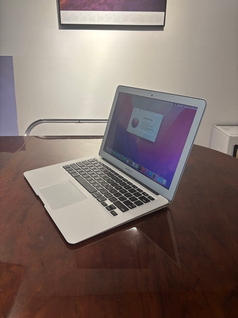 Apple MacBook Air (2017) 13inch 本体