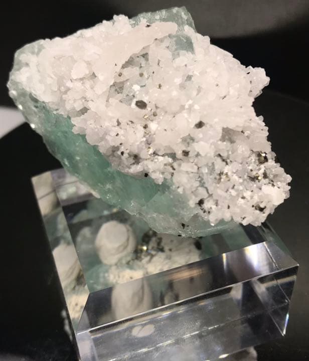 フローライト 蛍石 原石 鉱物標本　透明