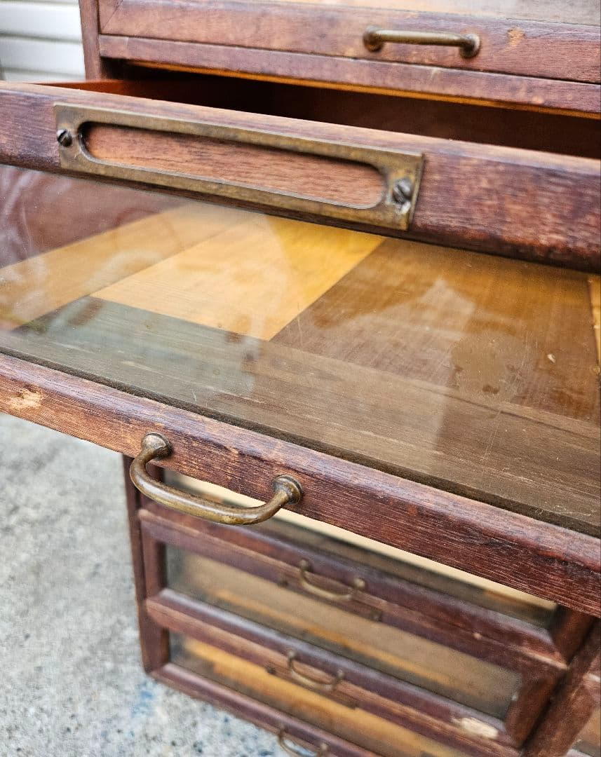 USヴィンテージ 古いシャツケース 木製×ガラス 24杯 引出し 収納 古家具