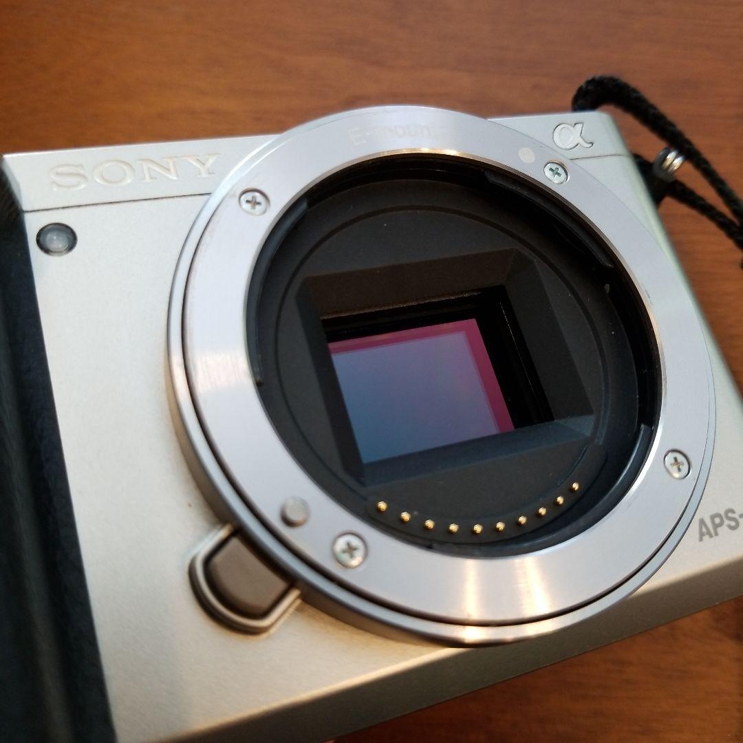 SONY α6000 ILCE-6000Lミラーレスカメラ16-50mmレンズ付