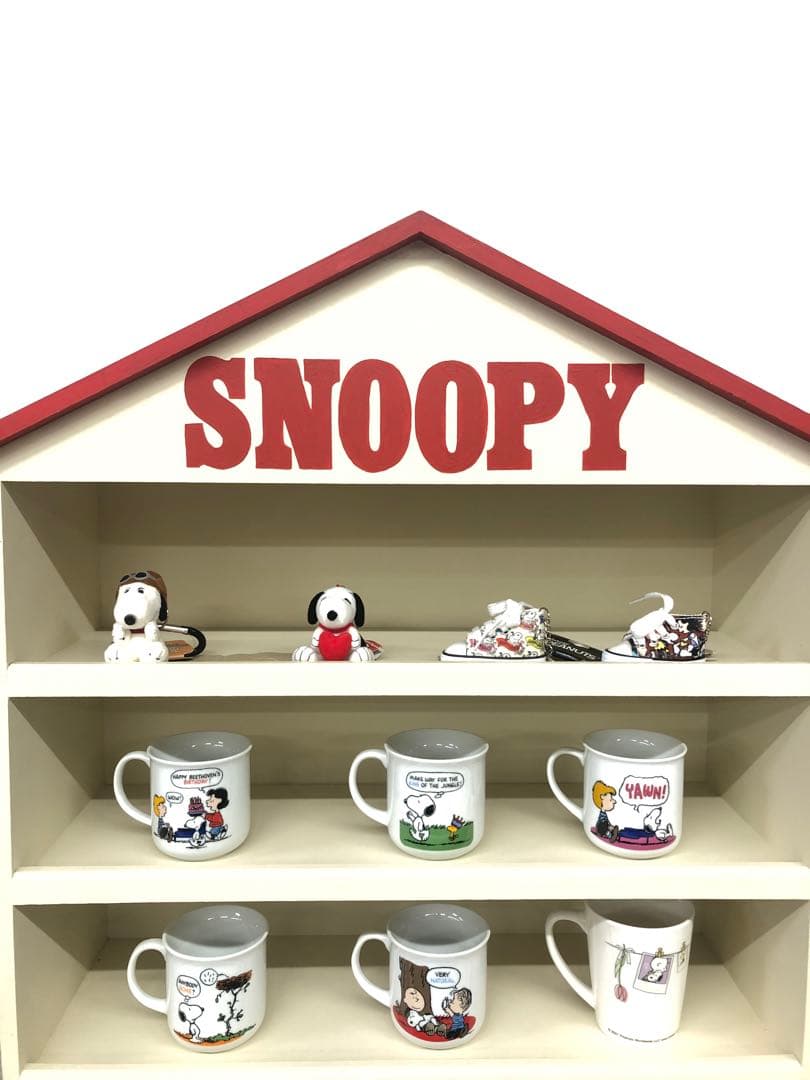 #スヌーピー 家型 3段棚 　業者さんにてリペアー済です 匿名配送いたします。