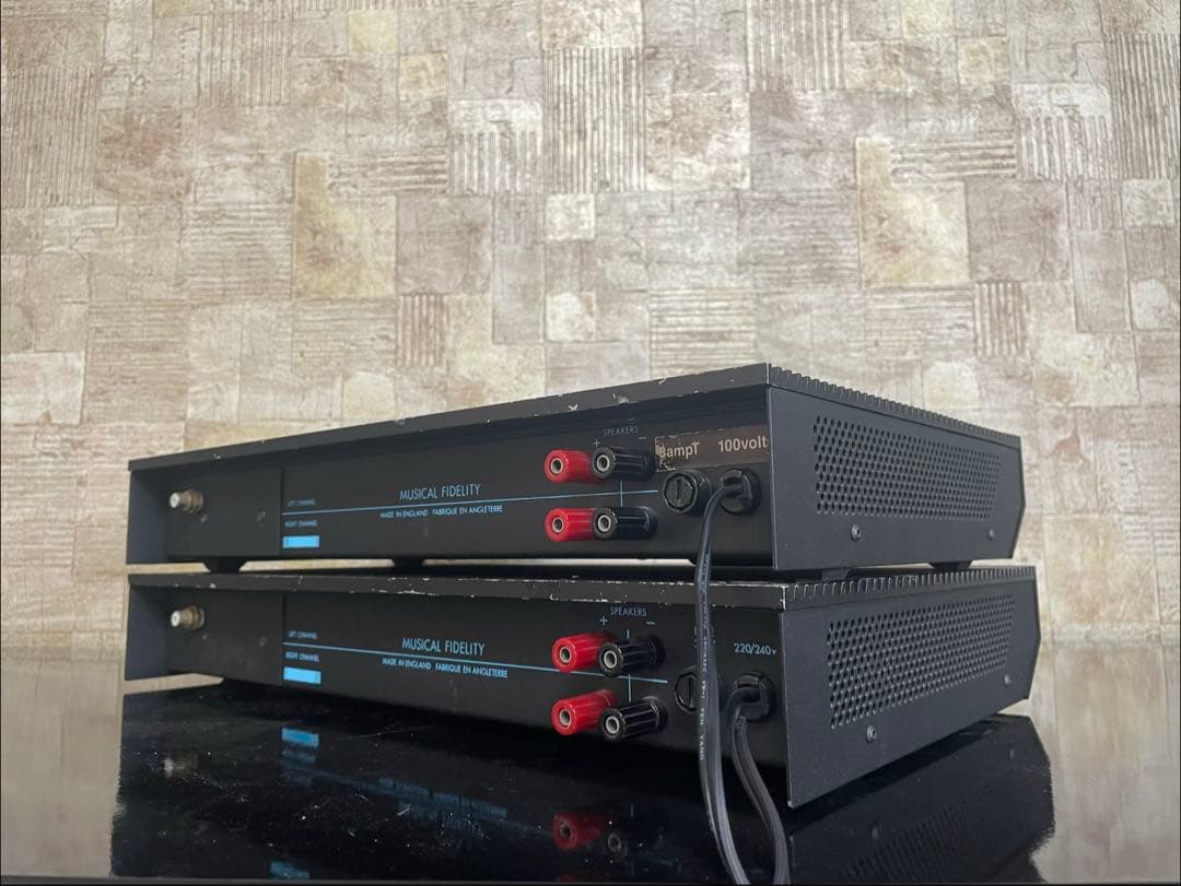 【 希少 】 Musical Fidelity 【 モノラルパワーアンプ 】