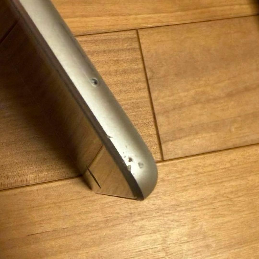 iPad 第6世代　Wi-Fi＋Cellularモデル 9.7インチ ケース付き