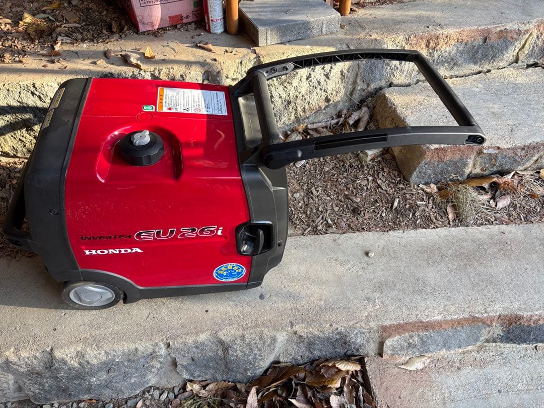 ボブ　発電機　HONDA EU26i 使用少なめ　ECOモード　取扱説明書