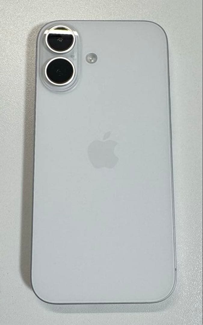 【美品】Apple iPhone16 128GB SIMフリー