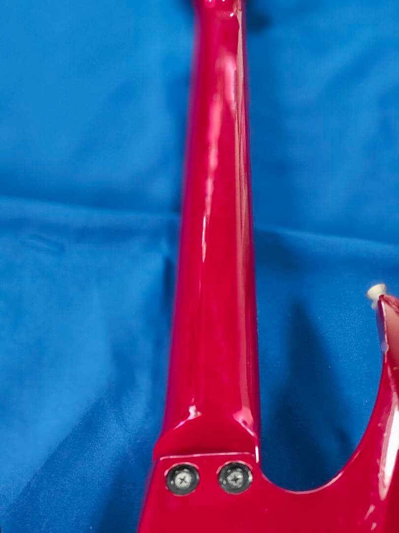 Grass Roots エレキギター レッドジャックの周りに打こんあとあり