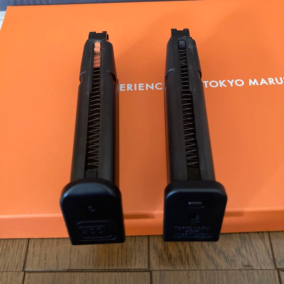 東京マルイ G17 Gen5 マイクロプロサイト、マガジン2本セット