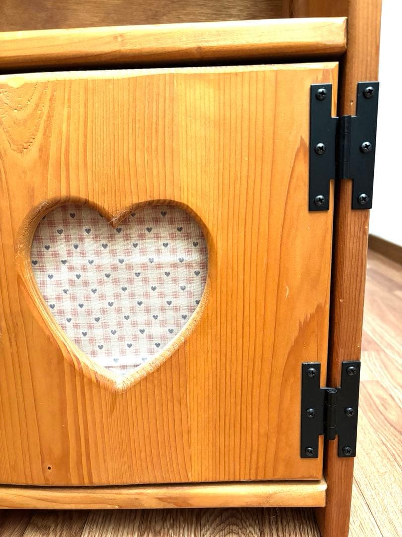 カントリー　家具　キャビネット　棚　ハート　ハンドメイド