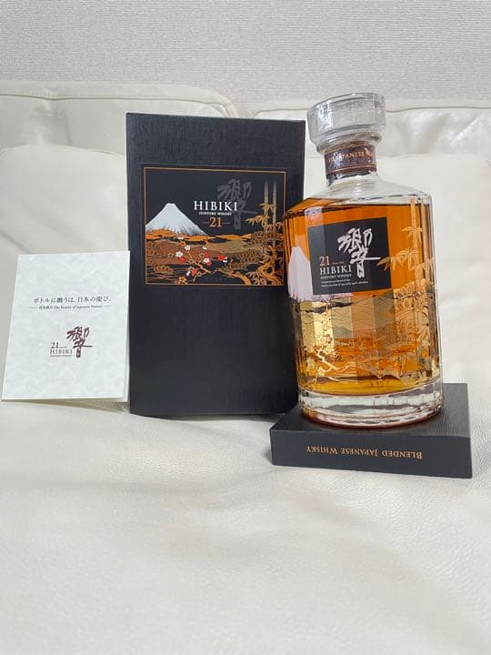 サントリーウィスキー響21年 意匠ボトル 花鳥風月　700ml