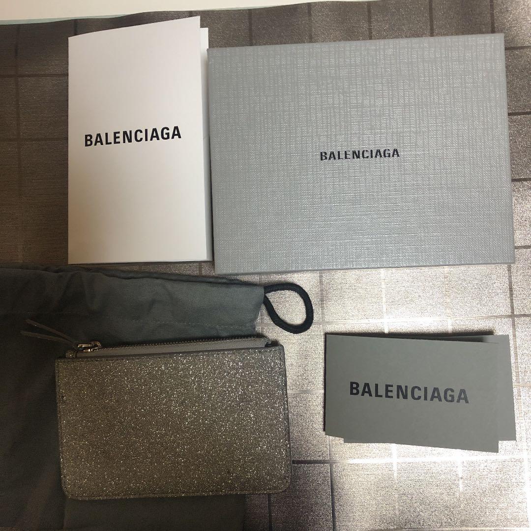 バレンシアガ小物雑貨