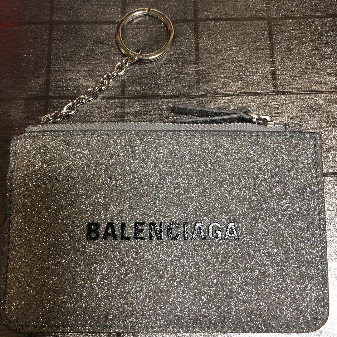 バレンシアガ小物雑貨