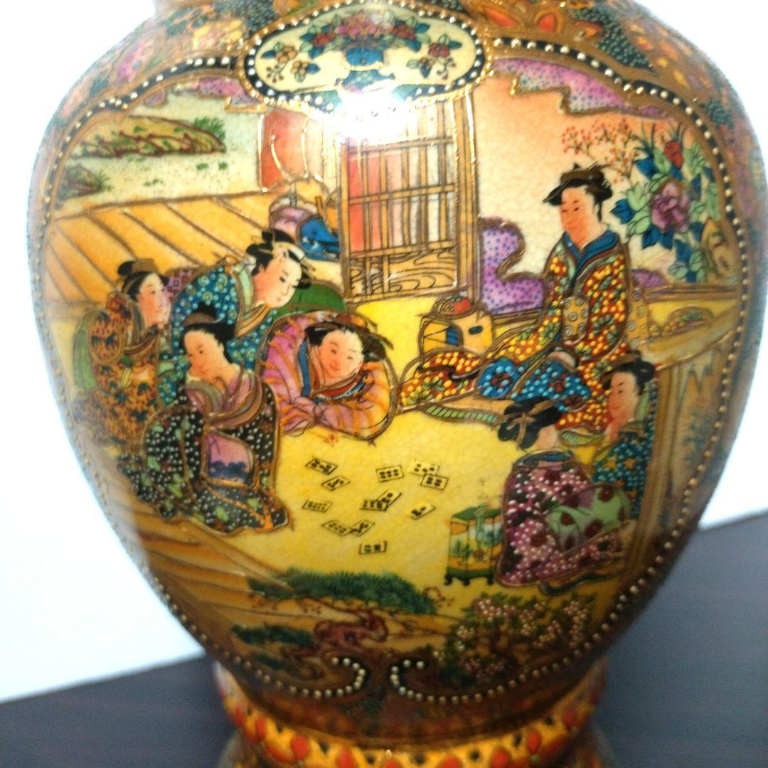 薩摩焼　武士　武将　花蝶　色彩　花瓶　壺　骨董品　豪華絢爛　高さ36cm