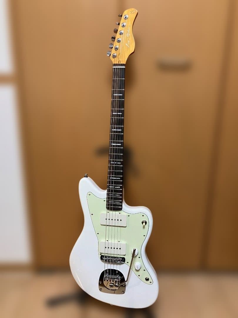 【やっさん】Sire / Larry Carlton J5 WH