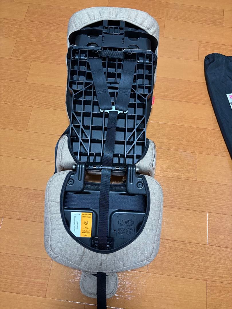 【美品】日本育児 トラベルベスト Evo サンドベージュ 収納袋付　①