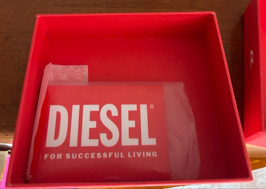 箱あり　DIESEL 三つ折り財布 ライトブルー