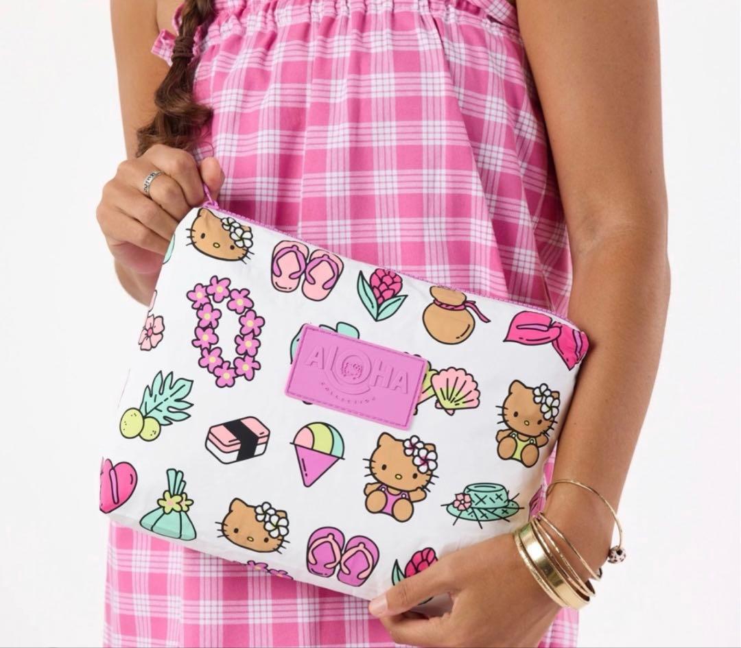 限定ALOHA Collection ×Hello Kitty ビッグポーチ