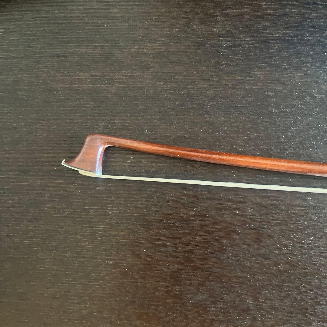 バイオリン4/4 弓　ケース付き