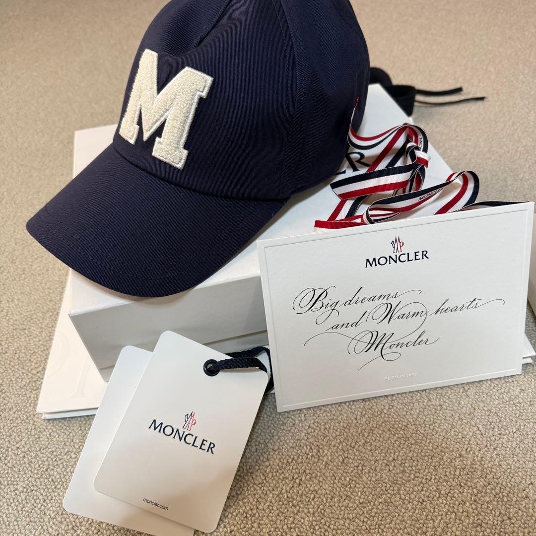 モンクレール　キャップ　未使用品