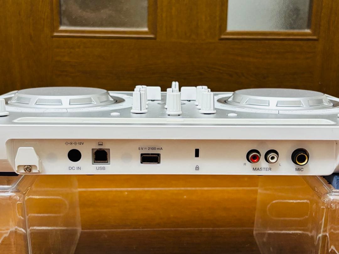 パイオニア　DJコントローラー　DDJ-WEGO4