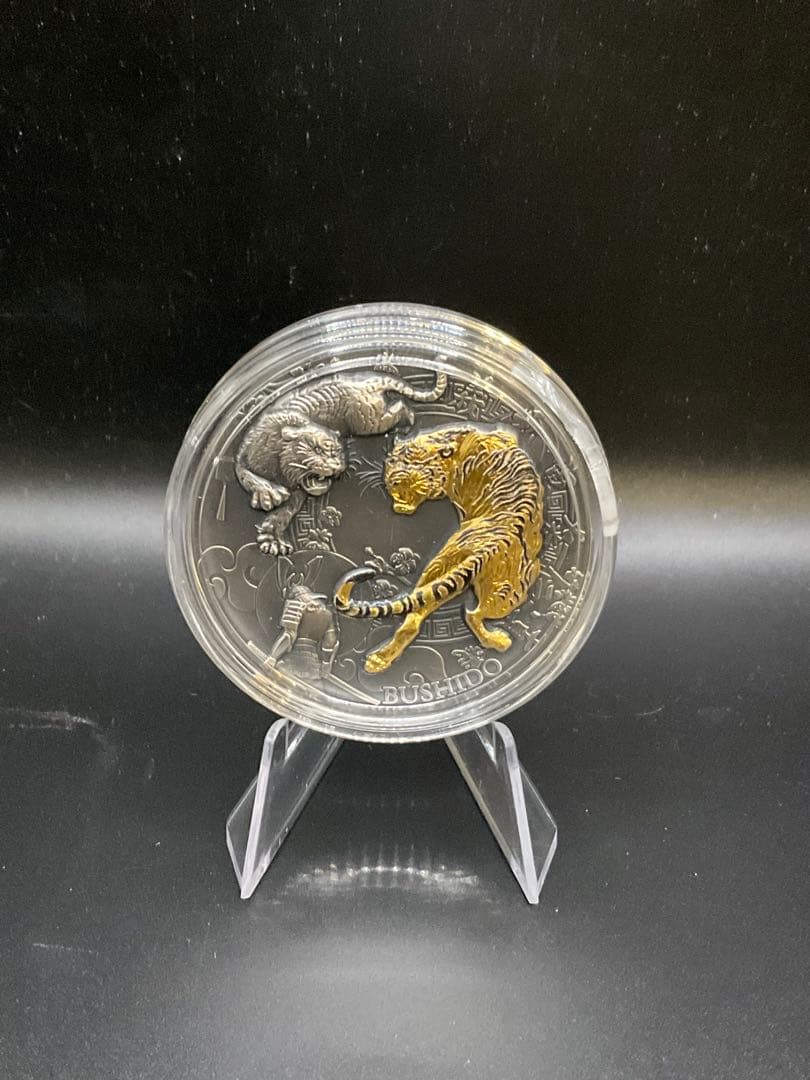 （訳アリ）2021年ニウエ　武士道　2オンス純銀（アンティーク仕上げ）