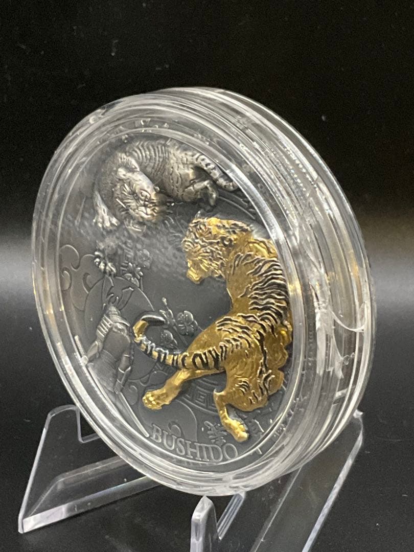 （訳アリ）2021年ニウエ　武士道　2オンス純銀（アンティーク仕上げ）