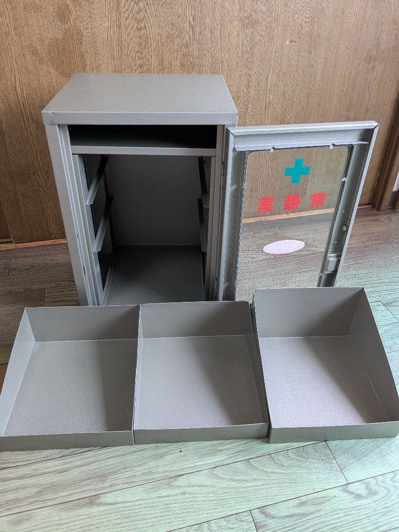 昭和レトロスチール薬箱 3段