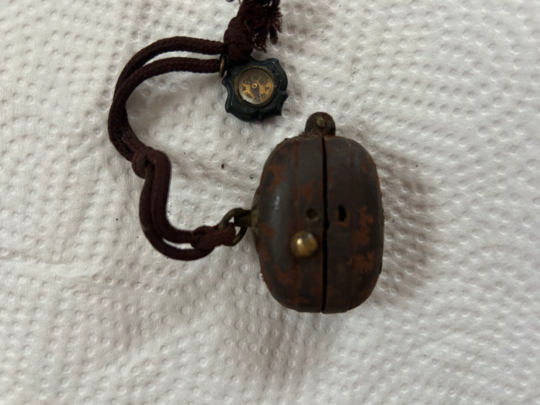 携帯用発火具 江戸時代 火縄銃 根付 方位磁針付き アンティーク 骨董