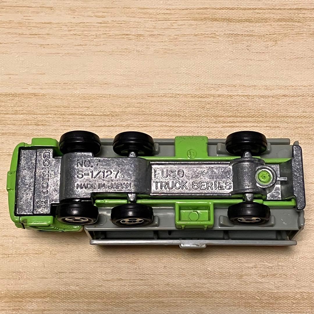 トミカ ふそうトラック デンター T ライオン No.7 1/127