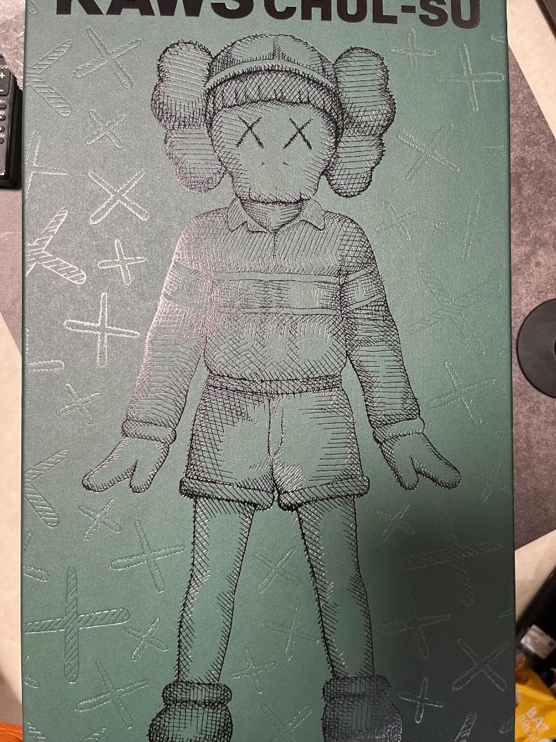 KAWS×イカゲーム　チョルス　Chul-Su フィギュア　Squid Game