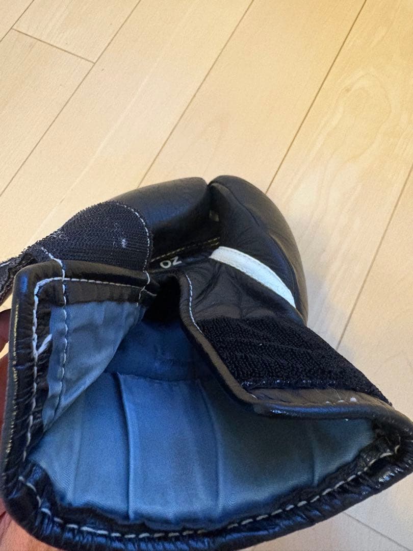 ウィニングボクシンググローブ8オンスマジックテープ