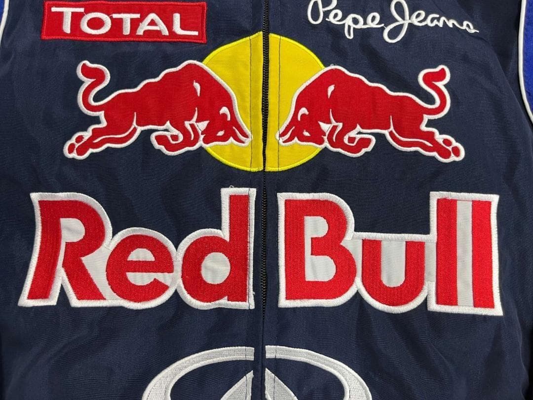 新品 RED BULL INFINITI 刺繍中綿 F1レーシングジャケットB5