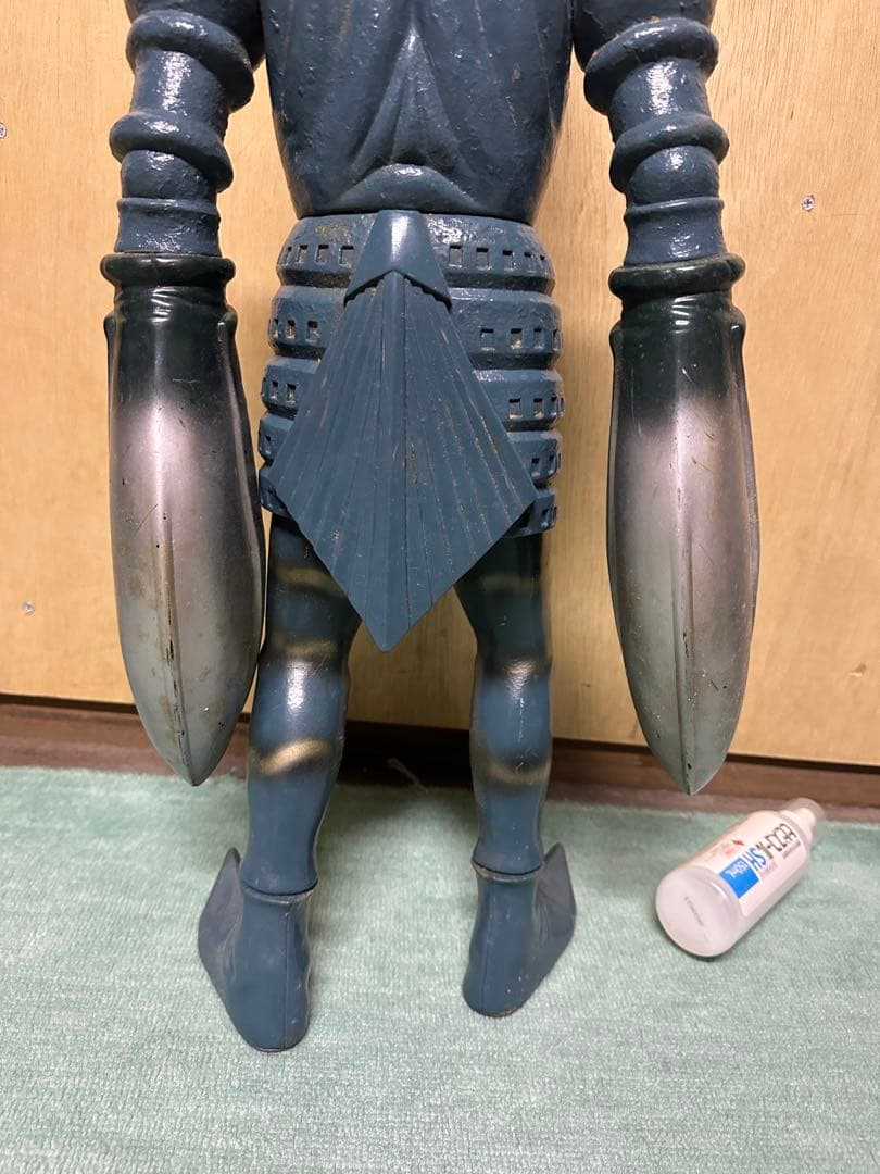 バルタン星人　フィギュア