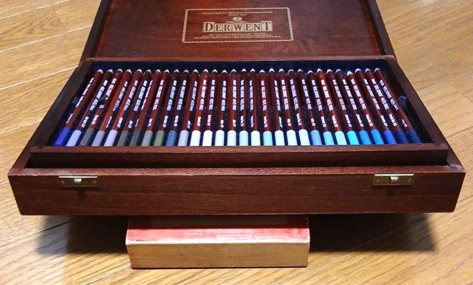 値下げ　ダーウェント　DERWENT PASTEL PENCILS 90色