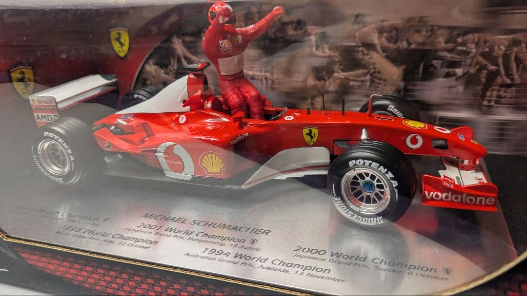 限定 HW 1/18 Ferrari F-2002 #1 Schumacher