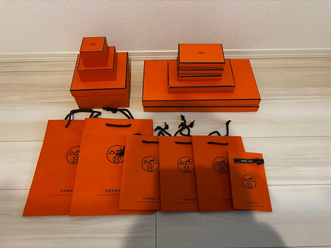 お買い得❗️エルメス・シャネルなどギフト箱 ３２個まとめ売り ブランド空箱