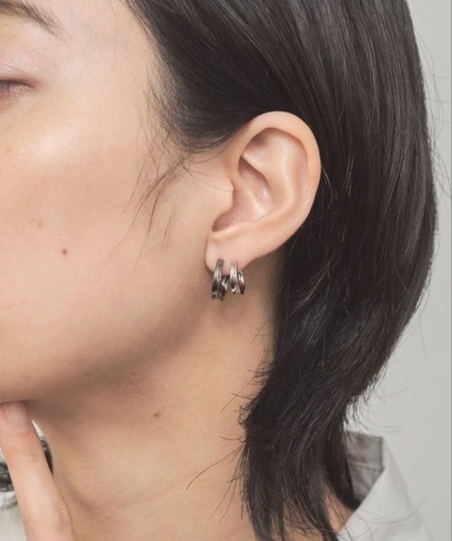 Jouete シルバー ブラック フープピアス