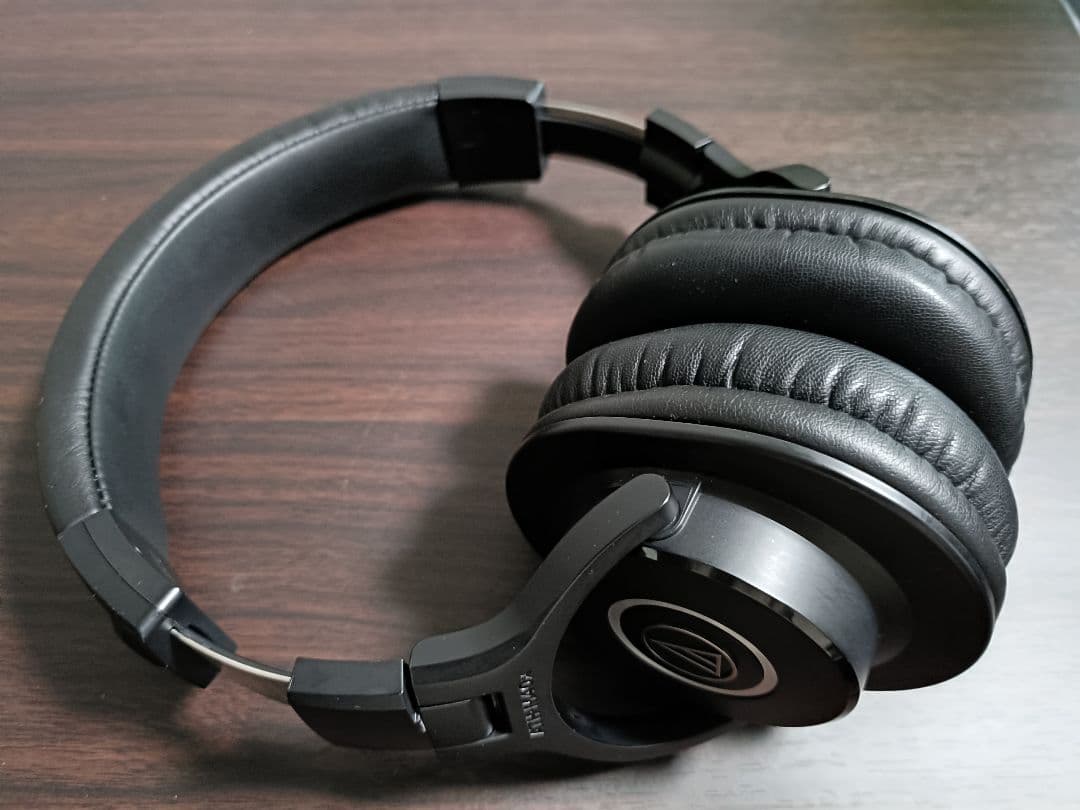 交換用イヤーパッド付き audio-technica ATH-M40x