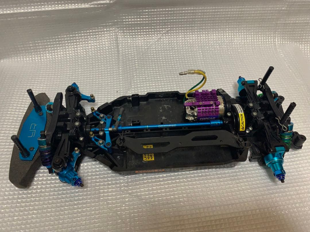 タミヤ　TT-02 フロントタイロッド欠損