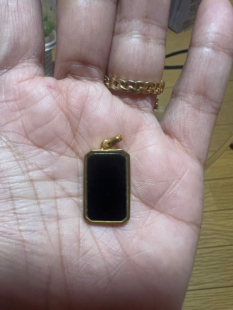 SALE SALE ‼️！18Kゴールド（750）刻印入り。ペンダント1.52g