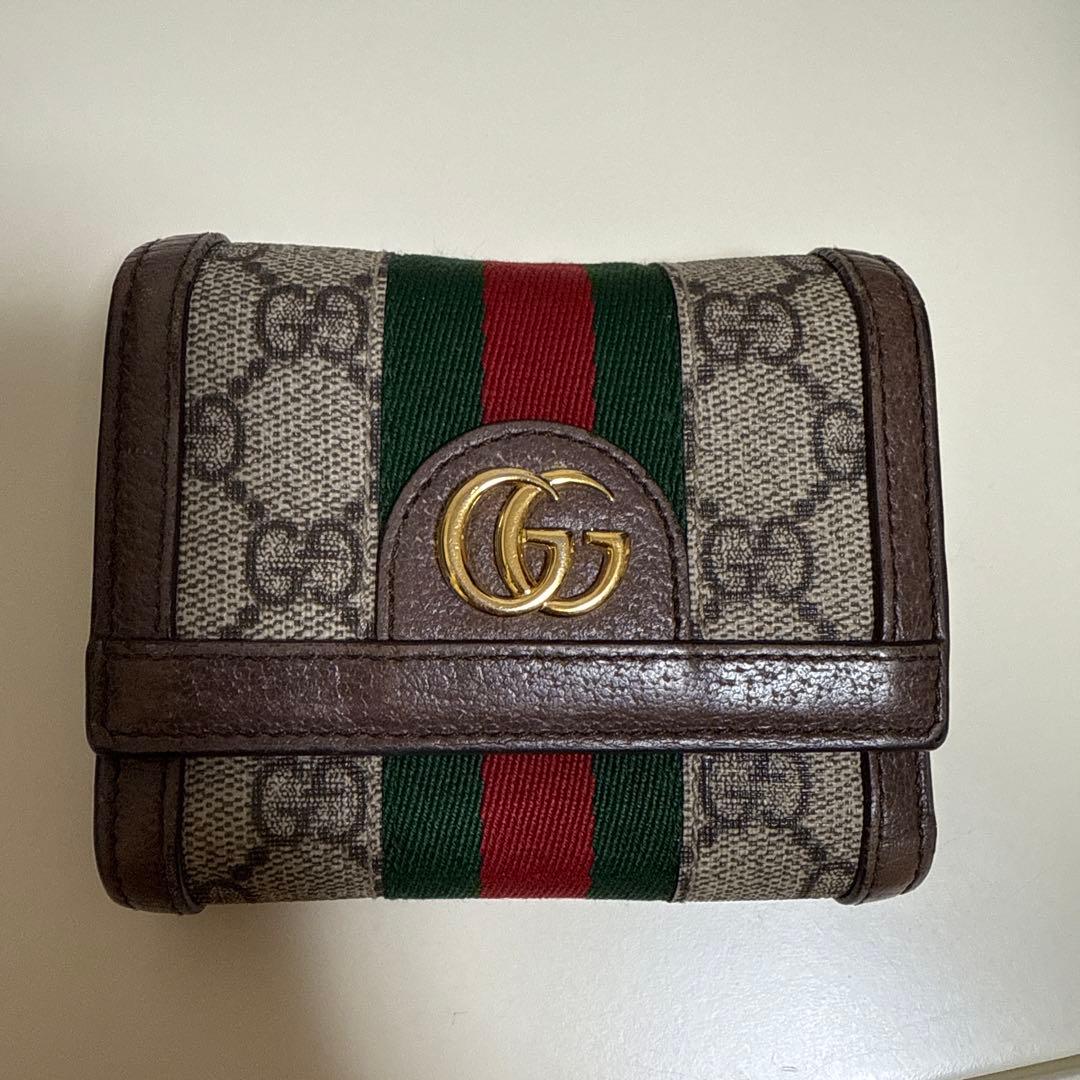 Gucci GGモノグラム 三つ折り財布