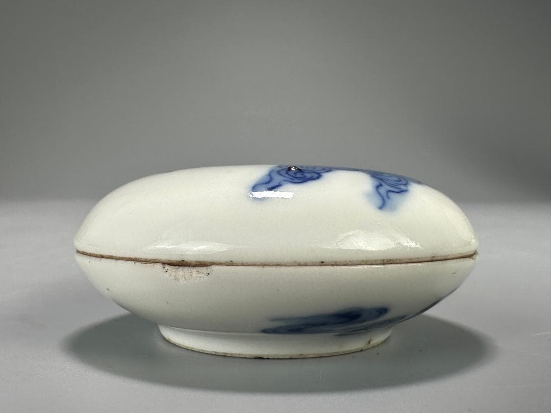 中国美術　清朝　清時代　大清康熙年製　青花人物図香合　染付　蓋物　時代　古物唐物