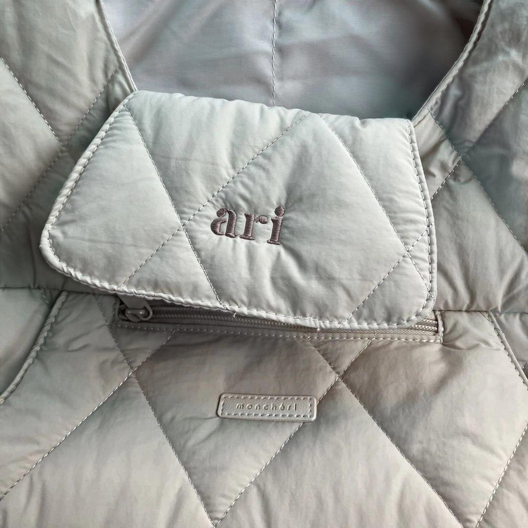 モンシェリ キルティングメッシュ　フロントリュックS ベージュari バッグ　犬