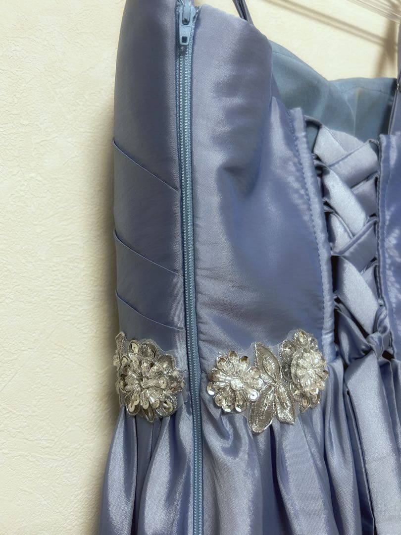 あ*ゃ様 [ドレスルームアミ] 演奏会ドレス　水色　くすみブルー