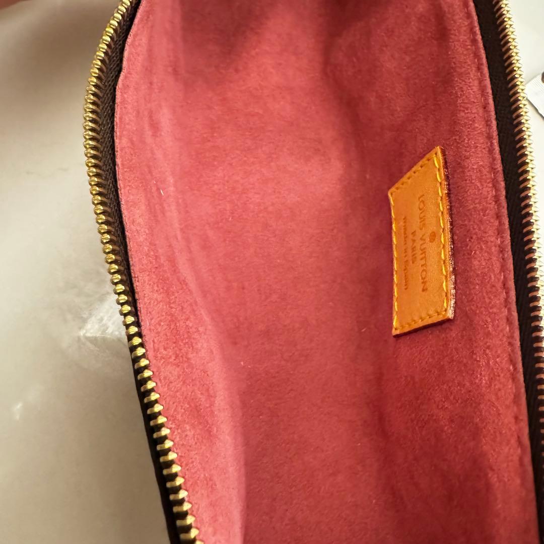 louisvuitton ペンケース 限定品