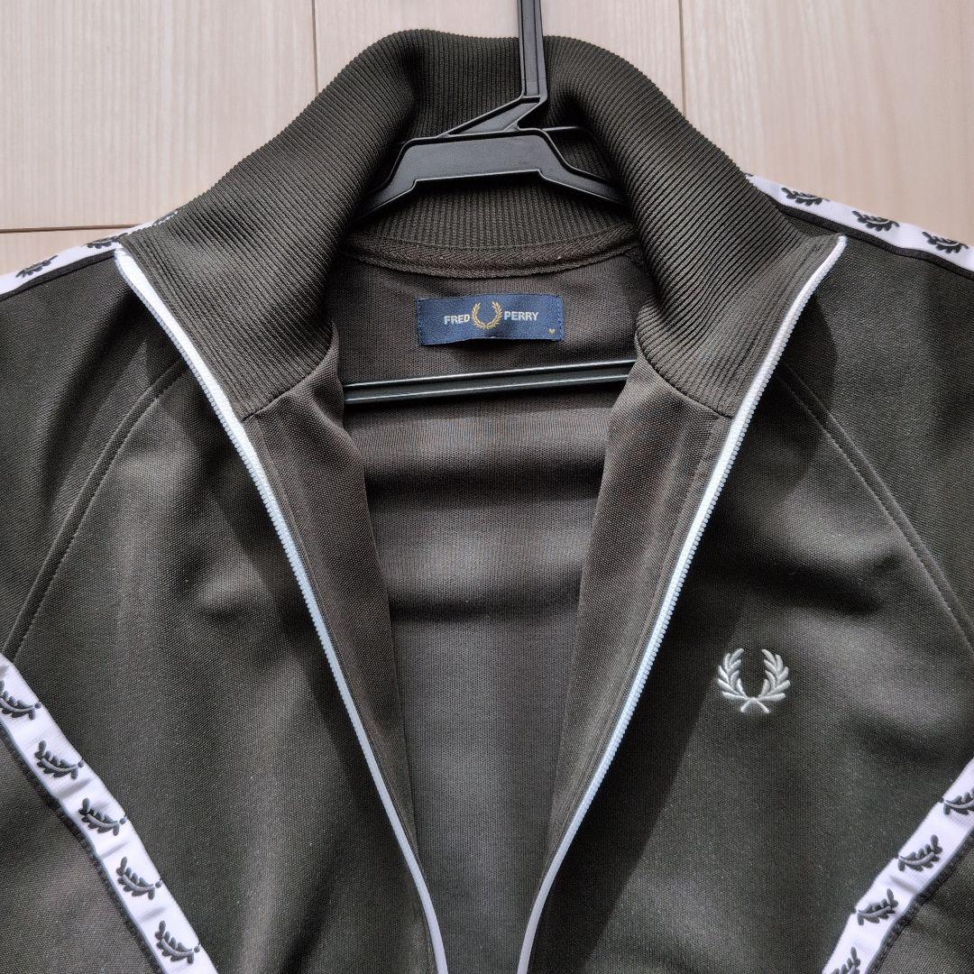 Fred Perry ダークグリーン ジャケット