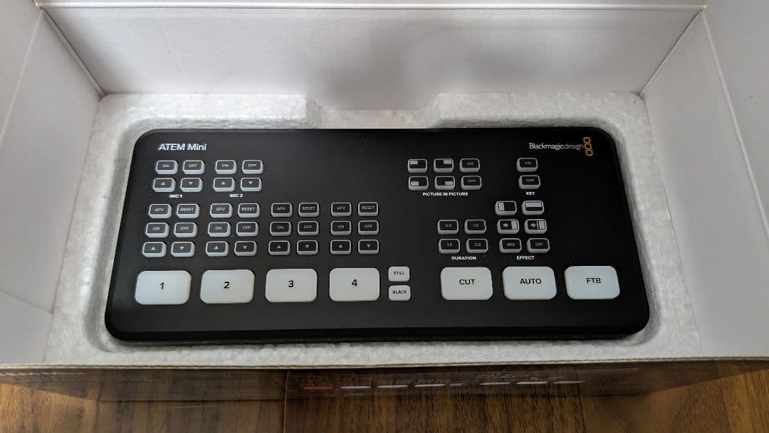 ATEM Mini スイッチャー